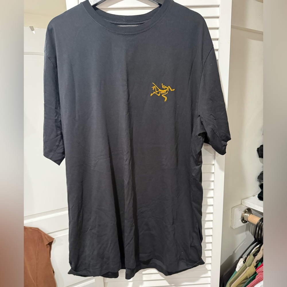 Arc'teryx Black and Gold Short Sleeve Tee